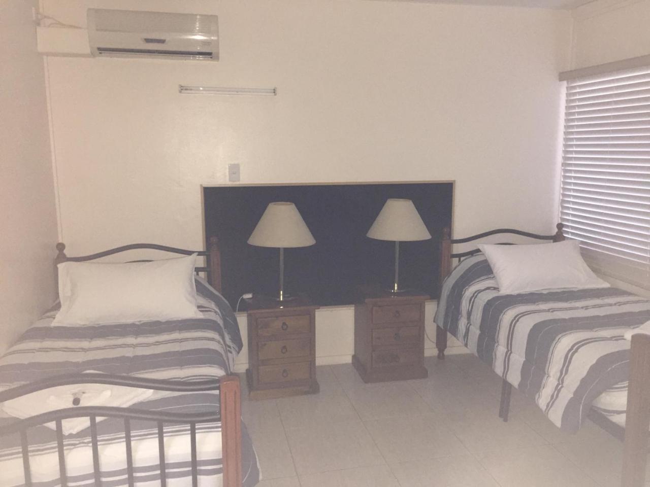 Granville Tavern And Motel แมรีโบโรห์ ภายนอก รูปภาพ